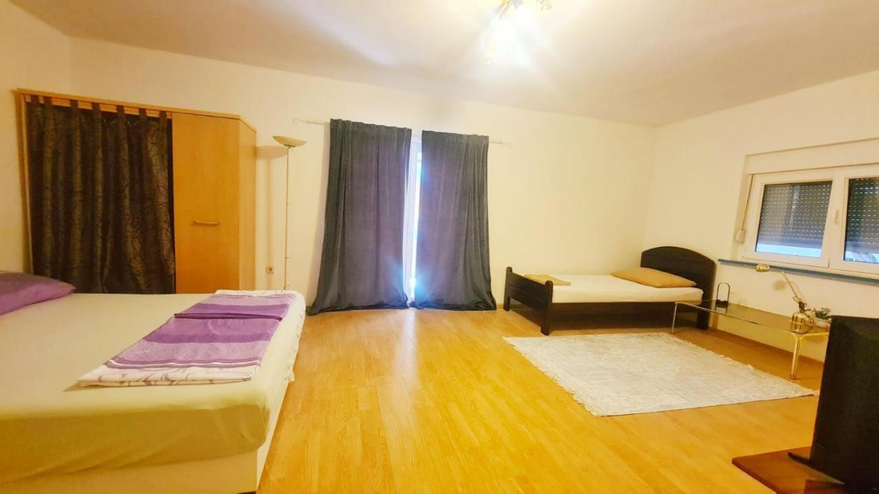 Apartments Discovery 2 루브스키 외부 사진